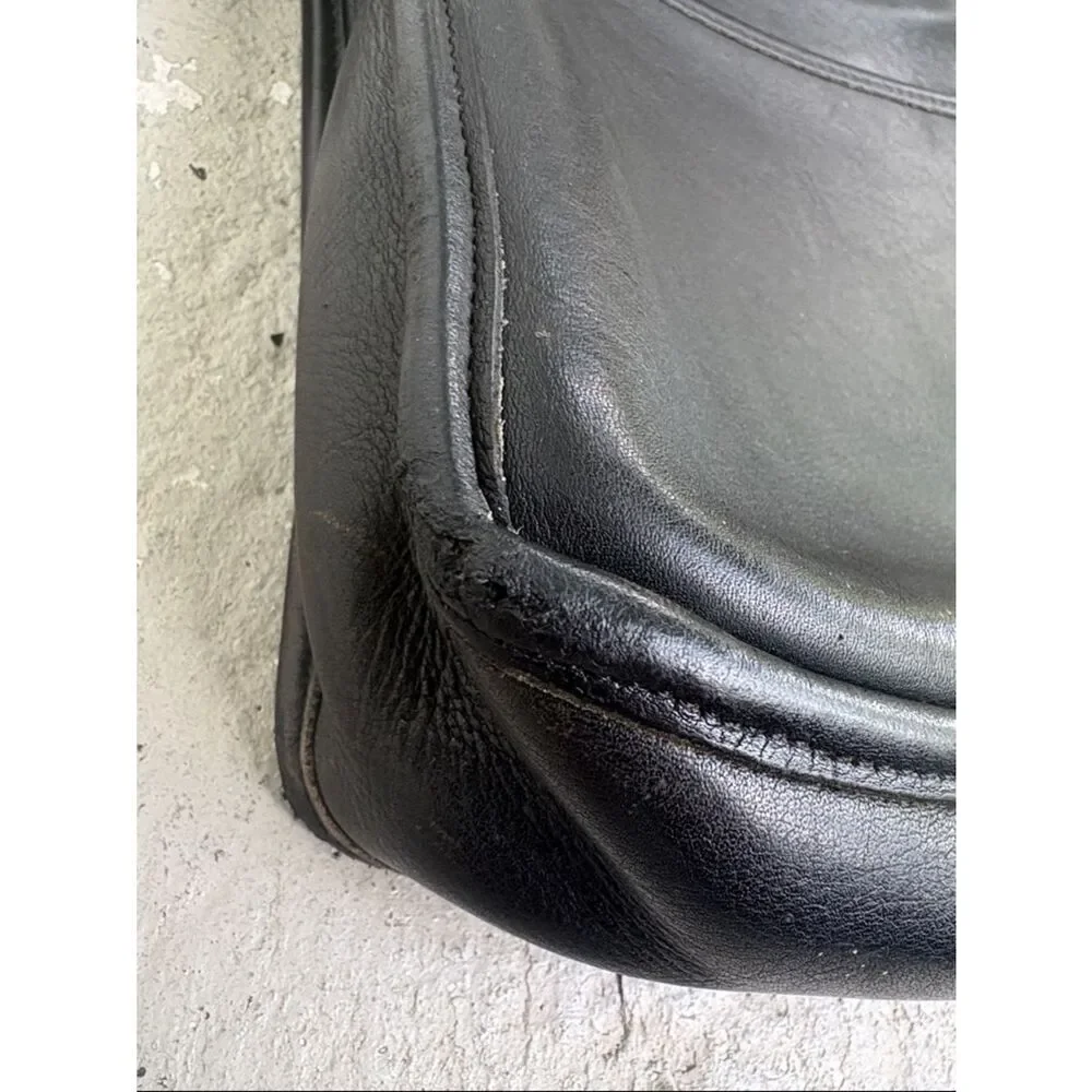 Coach vintage Legacy black bat